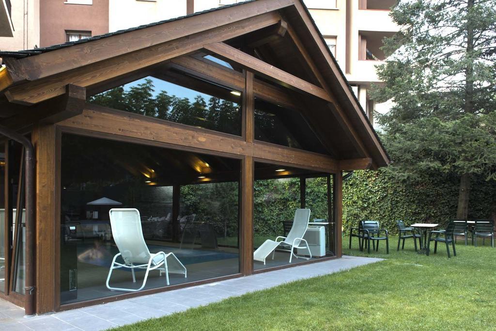 Hotel Restaurant Pessets & Spa Сорт Экстерьер фото