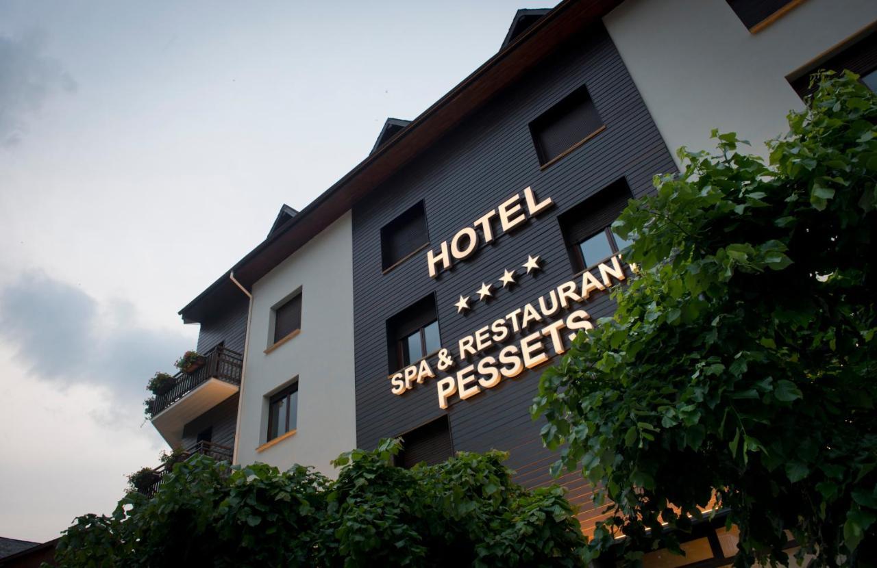 Hotel Restaurant Pessets & Spa Сорт Экстерьер фото